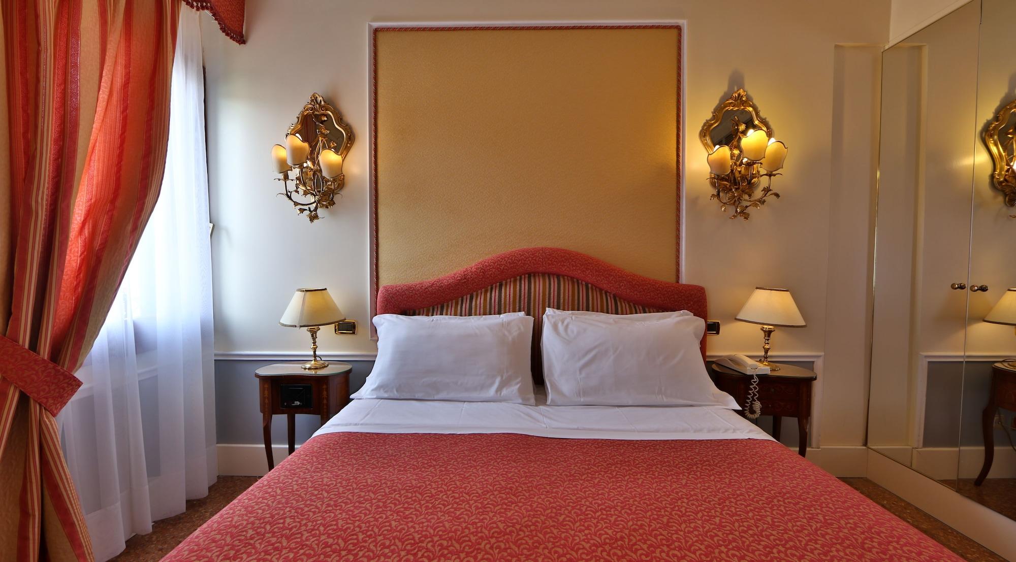 Hotel Arlecchino Venezia Esterno foto