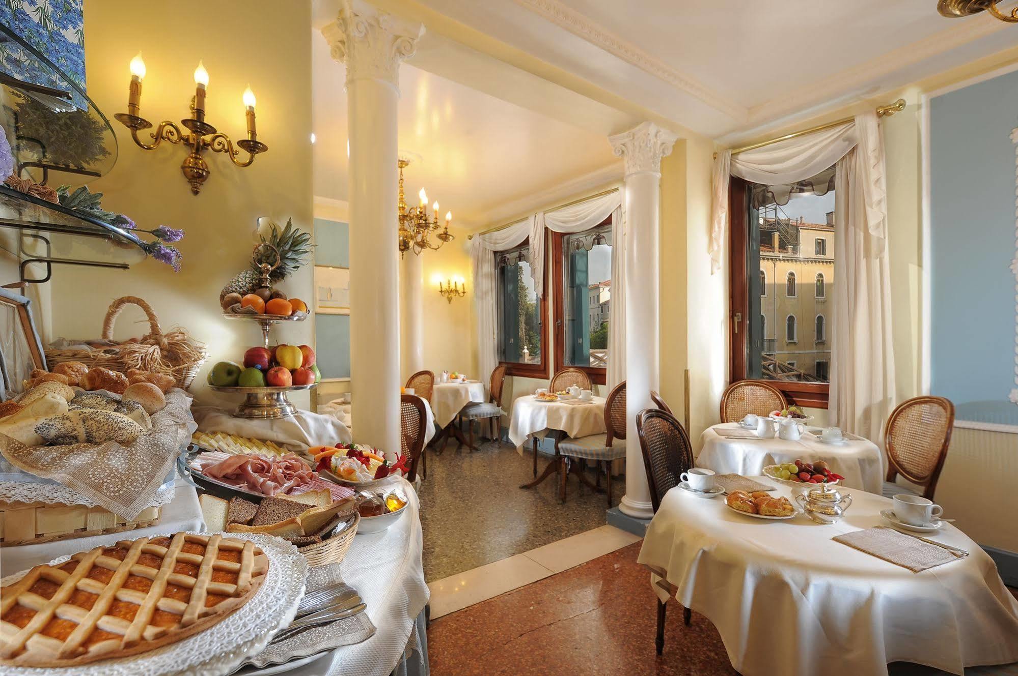 Hotel Arlecchino Venezia Esterno foto